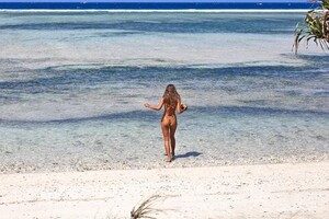 Andi_bagus_polina_volynets_gili_3_large.jpg