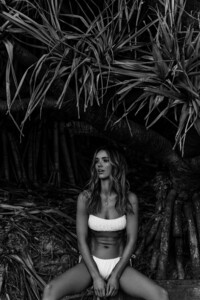 BILLABONG_BROOKE_LR-1.thumb.jpg.a566993635a4da7f812eb4263021f545.jpg