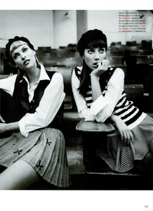 Campus_Meisel_Vogue_Italia_March_1994_04.thumb.png.3e9957a3cd803e46203a9b8ddb0bd0b6.png