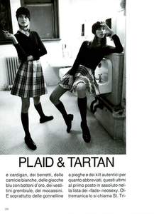 Campus_Meisel_Vogue_Italia_March_1994_05.thumb.png.e02ce5937dfb5e0ce7c3638f4f68e5e4.png