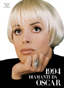 Diamanti_Watson_Vogue_Italia_March_1994_01.thumb.png.14f0102a442ef0dd909d48b30b1d6725.png