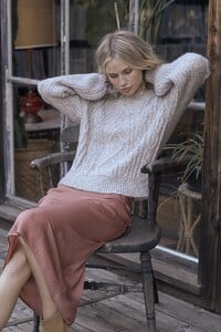 Hella_-Good-Cable-Knit-Sweater-Lifestyle.thumb.jpg.ec98d7729495a97a12de49cfe5d8b5fa.jpg