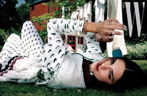 Kendall-Jener-W-Korea-Cover-Photoshoot04.jpg