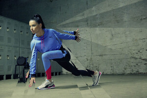 PUMA-LQD-CELL-Shatter-XT-Shift-Adriana-Lima-1-lo-1024x683.thumb.jpg.7ab1846ffea6288bf472c6879c03c370.jpg