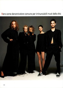 Ritratti_Comte_Vogue_Italia_March_1994_03.thumb.png.9c6566b79e46c17069d0f513ea26a33d.png