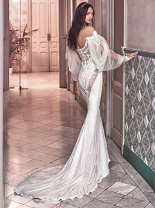 Thelma-back-640x856.jpg