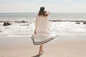 Tulum_Tunic_-_Black_Stripes_4.jpg