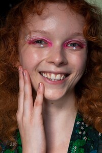 anna-sui-bks-g-rs20-0016.thumb.jpg.37ce9a8d8b0d3ff6662aa535cc819458.jpg