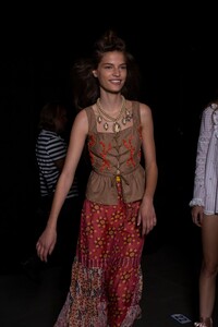 anna-sui-bks-g-rs20-0200.thumb.jpg.9e7af76a80961a5d22d2233440dba3da.jpg