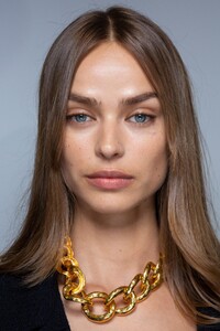 backstage-defile-redemption-printemps-ete-2020-paris-coulisses-29.thumb.jpg.4ad35ab050b47a23ee8da805cbbe7b77.jpg