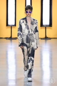 bfa-dirtypineapple-ss20-look10-c11b36.thumb.jpg.a6c8bd256603723993158fb68794e4a7.jpg