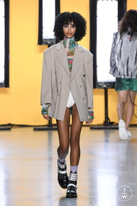 bfa-dirtypineapple-ss20-look11-d3923a.thumb.jpg.b6ead801d3ce266af2d12f19c65bd78d.jpg