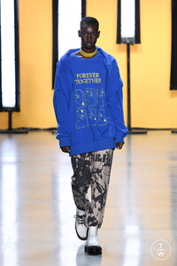 bfa-dirtypineapple-ss20-look27-e10a3a.thumb.jpg.b8199b999b84157f5320345d9542ef12.jpg