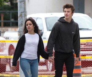 camila-cabello-and-shawn-mendes-out-in-toronto-09-04-2019-12.jpg