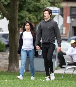 camila-cabello-and-shawn-mendes-out-in-toronto-09-04-2019-5.jpg