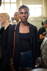 dion-lee-bks-g-rs20-3816.thumb.jpg.38357aa1bcbe9530cf6343648b2dfd48.jpg