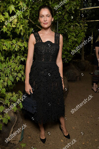 dior-show-front-row-spring-summer-2020-paris-fashion-week-france-shutterstock-editorial-10421929au.thumb.jpg.ab6ffc1b398f30952d9d25dd28007036.jpg