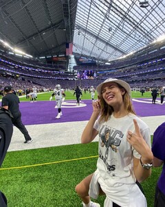 josephineskriver_69371842_550364312435258_2061133495958501498_n.jpg