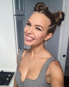 josephineskriver_70630288_165356574592460_5166864119658852794_n.jpg