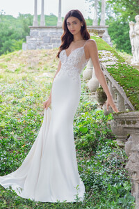 lazaro-bridal-fall-2018-style-3852-elena_3.jpg