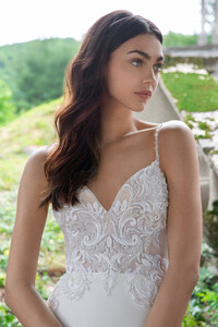 lazaro-bridal-fall-2018-style-3852-elena_4.jpg