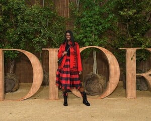 leomie-anderson-christian-dior-show-in-paris-09-24-2019-0.jpg