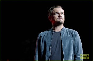 leonardo-dicaprio-natalie-portman-global-citizen-festival-11.jpg