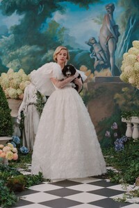 lili-reinhart-rodarte-spring-2020-lookbook-with-vogue-magazine-2.thumb.jpg.e92ecbcf7b0b2e3e12a383bfa62931fd.jpg