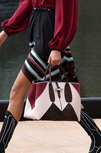 longchamp-clpi-rs20-0565.thumb.jpg.869acc80e55c9fb916359dae3230d6b8.jpg