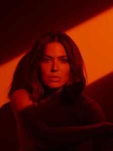 mandy_moore2.thumb.jpg.426e722eff0dbee5c36f2924a7bc9c62.jpg