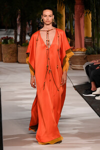 oscar-de-la-renta-rtw-s20-14.thumb.jpg.4f7c139c7a6204728f58e8e7549bead8.jpg