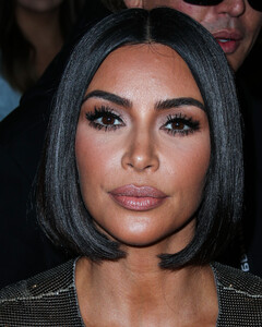 picturepub-kim-kardashian-016.jpg