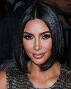 picturepub-kim-kardashian-017.jpg