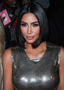 picturepub-kim-kardashian-023.jpg