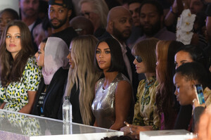 picturepub-kim-kardashian-075.jpg