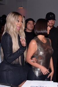 picturepub-kim-kardashian-091.jpg
