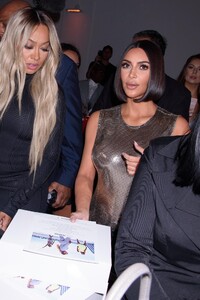 picturepub-kim-kardashian-093.jpg