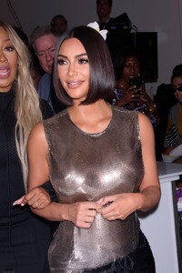 picturepub-kim-kardashian-097.jpg