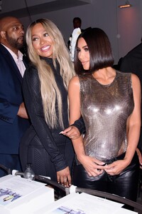 picturepub-kim-kardashian-100.jpg