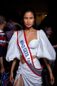 prabal-gurung-bks-g-rs20-9672.thumb.jpg.32a3cfada0c0b3f2886867d7e3bb1853.jpg