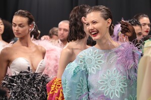 prabal-gurung-rtw-s20-bsb-02.thumb.jpg.6e526f96907a4e18ef6be7521fa6fef1.jpg