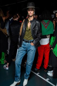 rag-and-bone-bks-g-rs20-9917.thumb.jpg.d20c21de87a6068ceef7471373ffc470.jpg