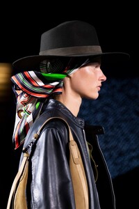 rag-and-bone-clp-rs20-6590.thumb.jpg.a41cae90e9ac9e3e0a4031a643ca775a.jpg