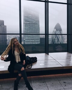 sarahwern_15305969_241578832941205_6545451840375357440_n.jpg