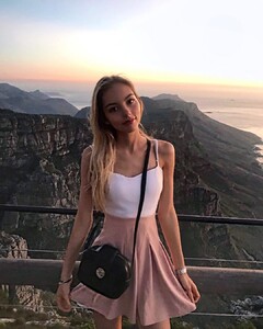 sarahwern_52974699_2148593015363202_1718422858982588489_n.jpg