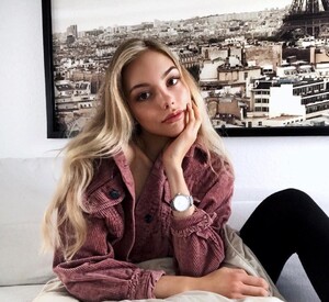 sarahwern_55790167_128380121597605_162721254642172259_n.jpg