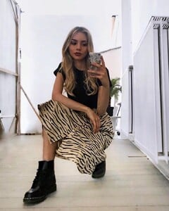 sarahwern_61939978_129695784896499_3241679513462588927_n.jpg