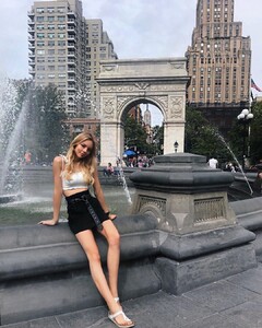 sarahwern_68907096_101415054557651_202761242496721314_n.jpg