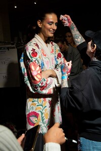 siriano-bks-g-rs20-0713.thumb.jpg.5c6e31d759c247f711890517bfa6fec2.jpg