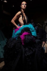 siriano-bks-g-rs20-1246.thumb.jpg.ad3ef7ba33edb805cde36bfb40195eac.jpg
